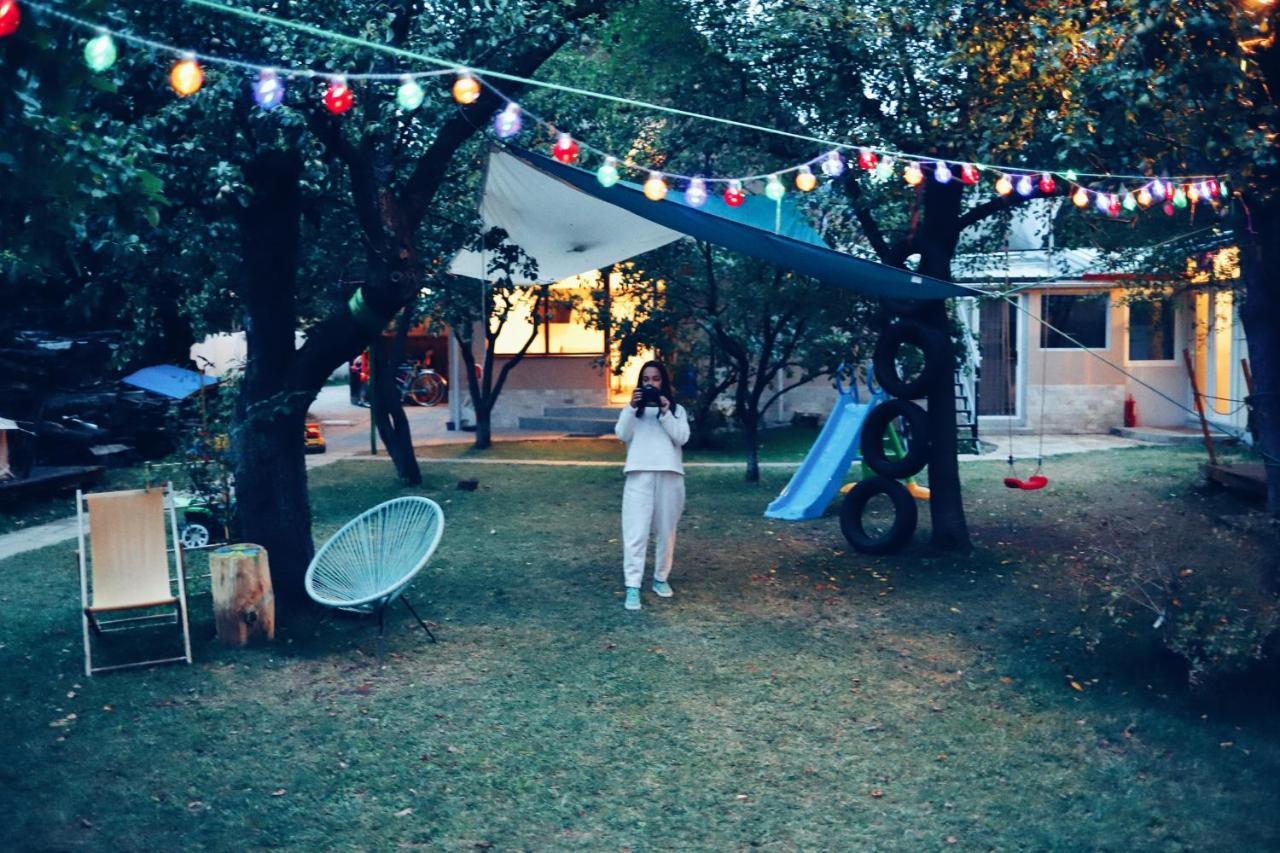 Dragonfly Gardens - The Wagons Braşov Exterior foto