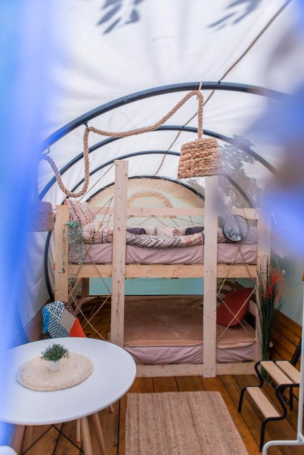 Dragonfly Gardens - The Wagons Braşov Exterior foto